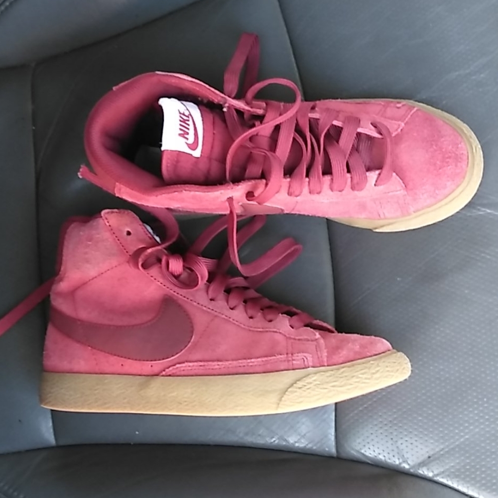 Youths Nike Basketball Shoes